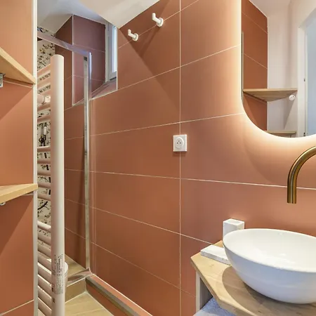 Lordino Apartment